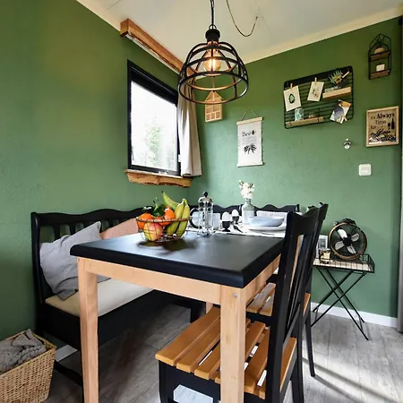 Σαλέ With Balcony In Veluwe Garderen