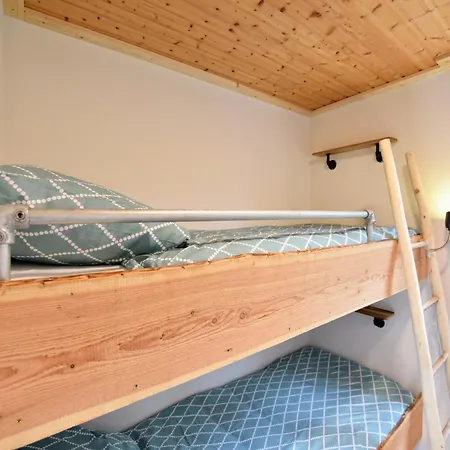 With Balcony In Veluwe Chalet