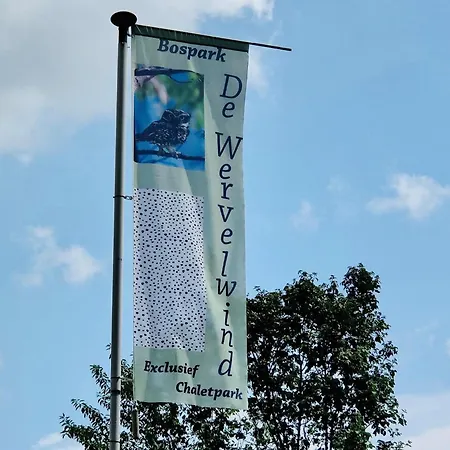 With Balcony In Veluwe Chalet Garderen