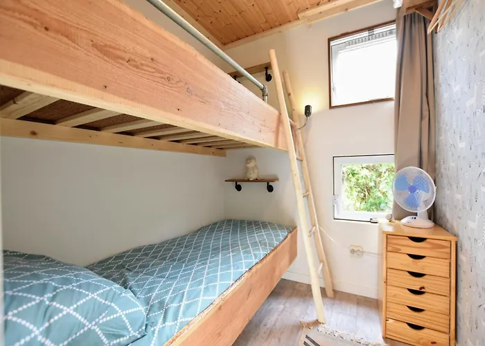 With Balcony In Veluwe *