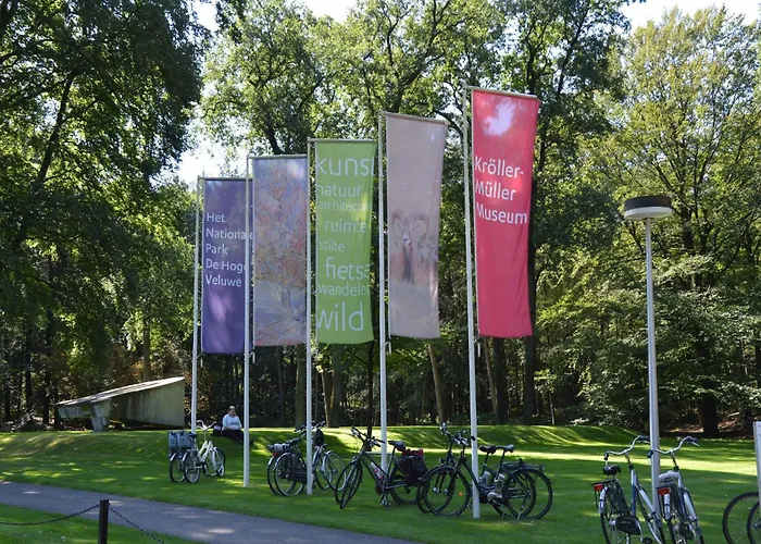 With Balcony In Veluwe Dağ evi *